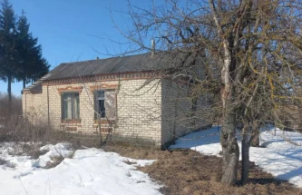 Помещение, назначение: нежилое, общая площадь 40,4 кв.м., этаж №01, адрес объекта: Российская Федерация, Орловская область, м. р-н Болховский, с.п. Багриновское, д. Пальчикова, ул. Луговая, д.4, кв.2